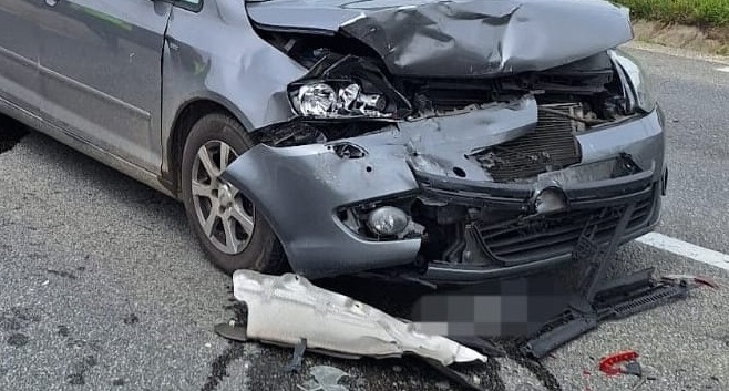 Accident Cu Doi R Ni I Provocat De O Oferi Pe Dn Suceava News Online